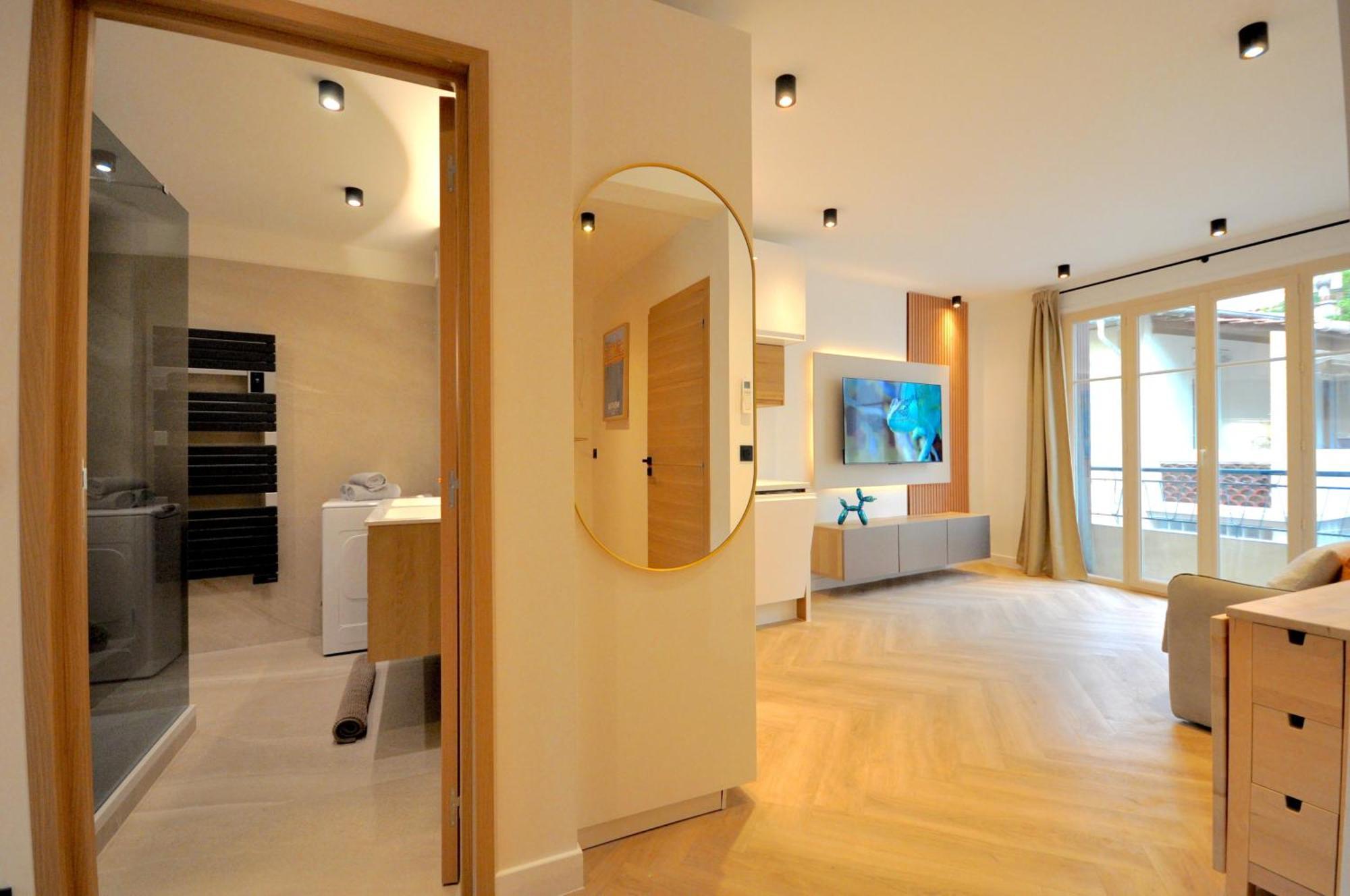 Monaco # Menton - 6 Persons - 2 Bedrooms - Full Renovated - Private Parking - Hypercenter - Clim - Beach And Sun Exterior foto