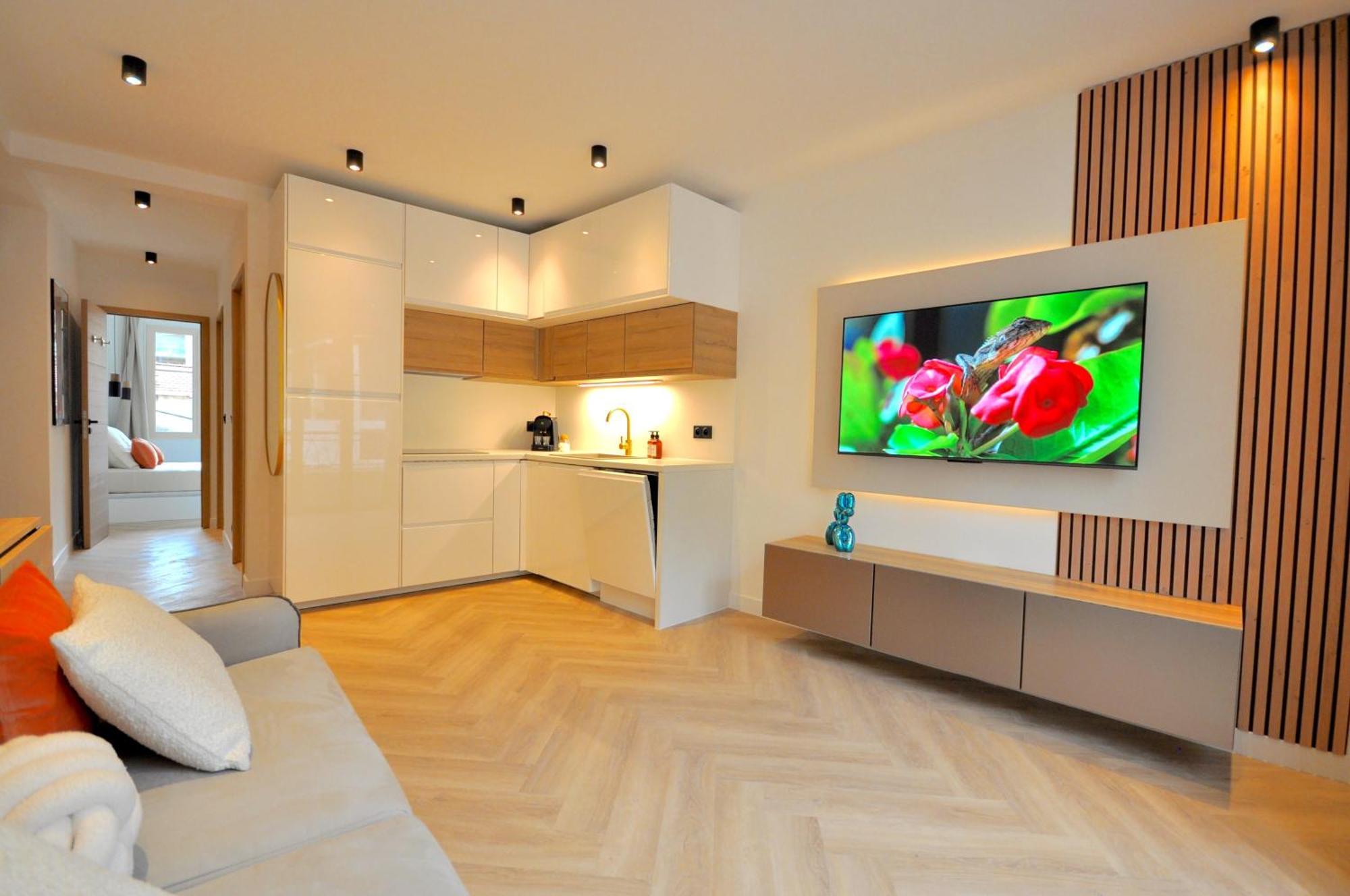 Monaco # Menton - 6 Persons - 2 Bedrooms - Full Renovated - Private Parking - Hypercenter - Clim - Beach And Sun Exterior foto